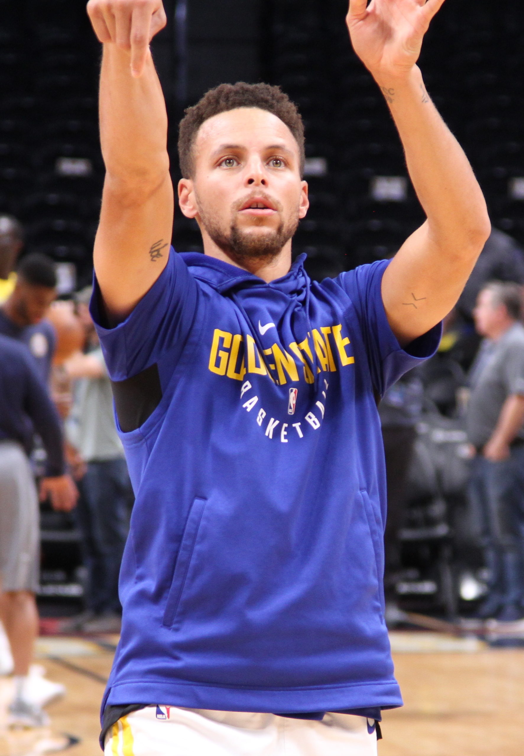 NBA All-Star, Stephen Curry Invites local Lawton hooper, Dallas, to a private "Underrated" basketball training camp.